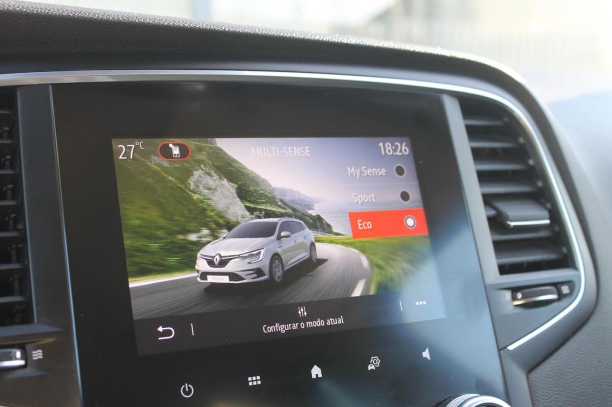 renault-megane-sport-tourer-2022-diesel-1461cc