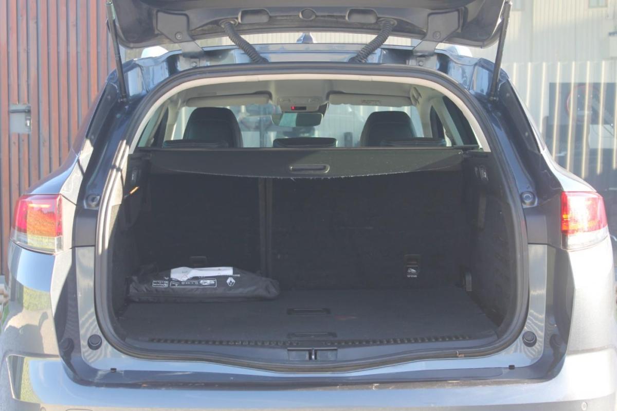 renault-megane-sport-tourer-2022-diesel-1461cc