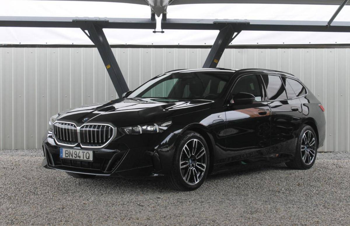 bmw-serie-5-2024-hibrido-a-gasolina-1998cc
