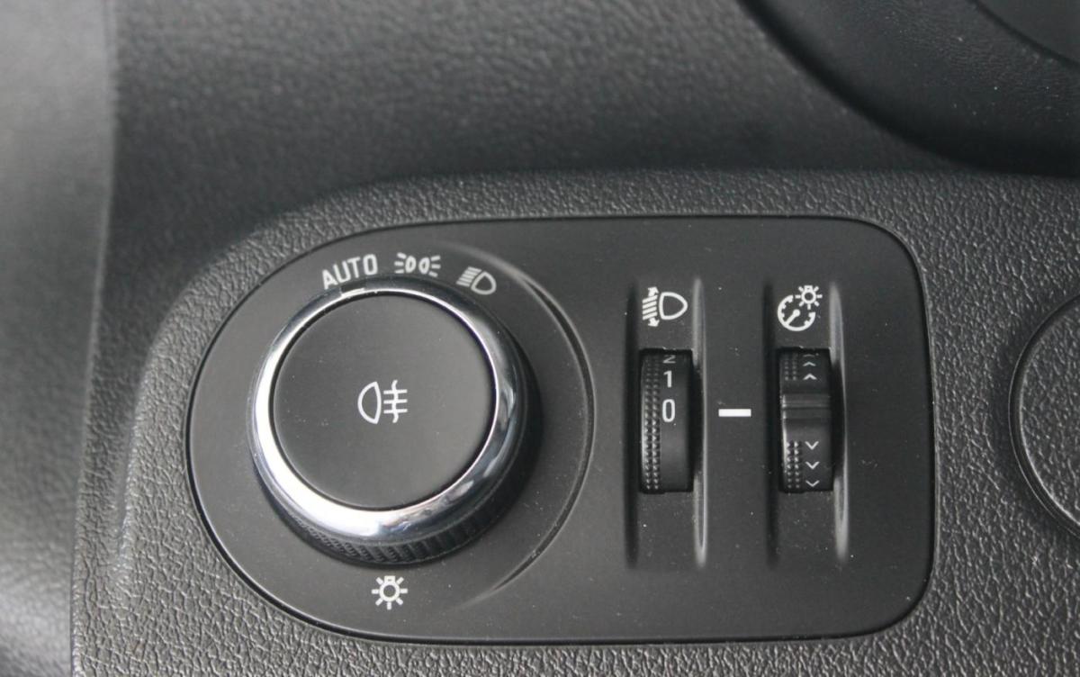 opel-combo-2021-diesel-1499cc