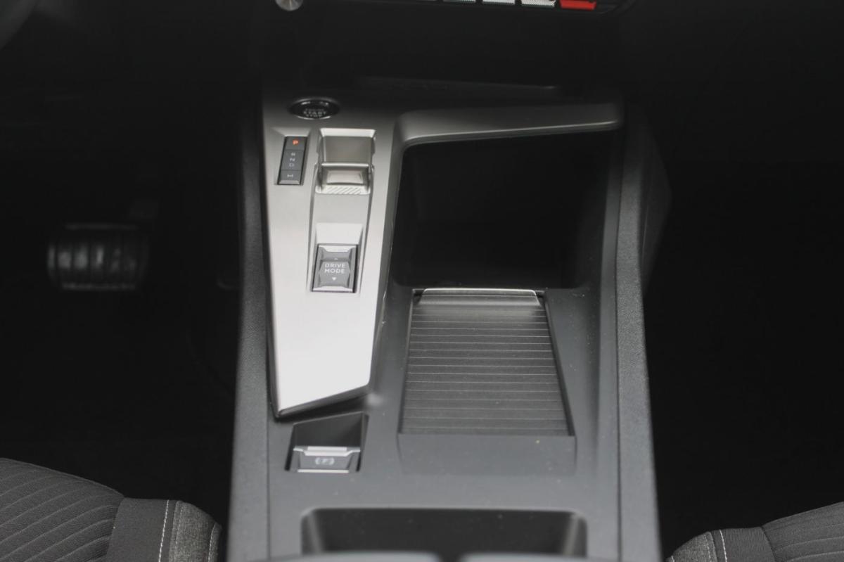 peugeot-308-2024-diesel-1499cc