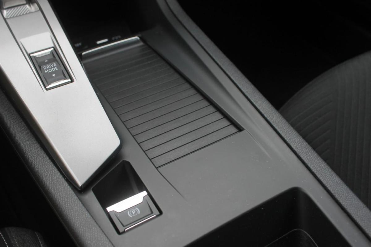 peugeot-308-2024-diesel-1499cc
