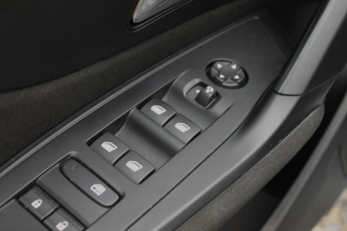 peugeot-308-2024-diesel-1499cc