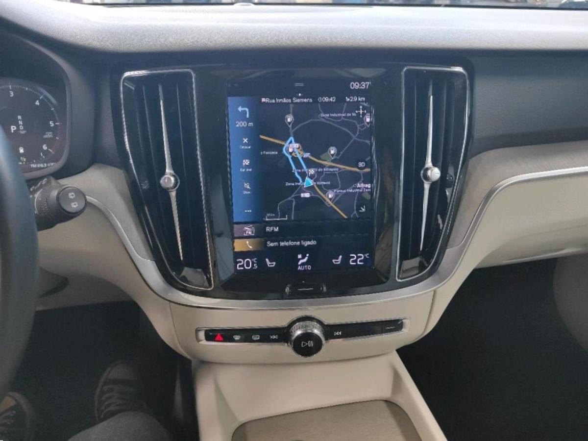 volvo-v60-cross-country-2022-diesel-1969cc