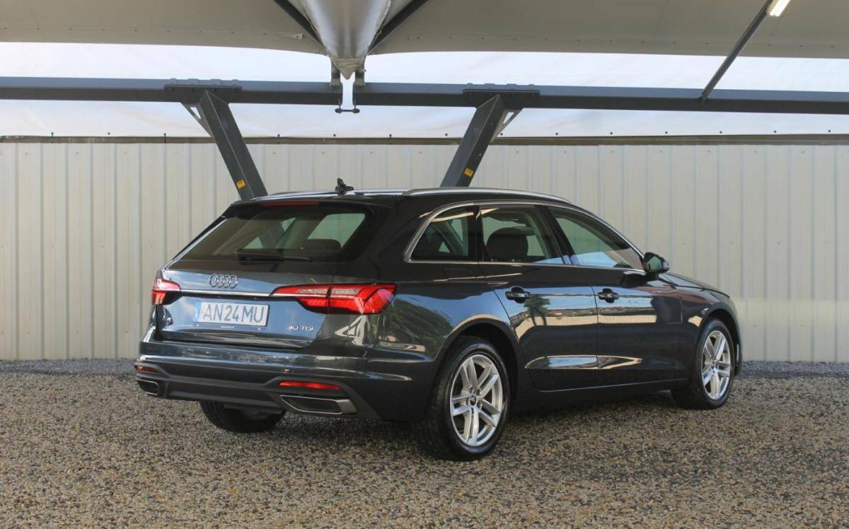 audi-a4-avant-2022-diesel-1968cc