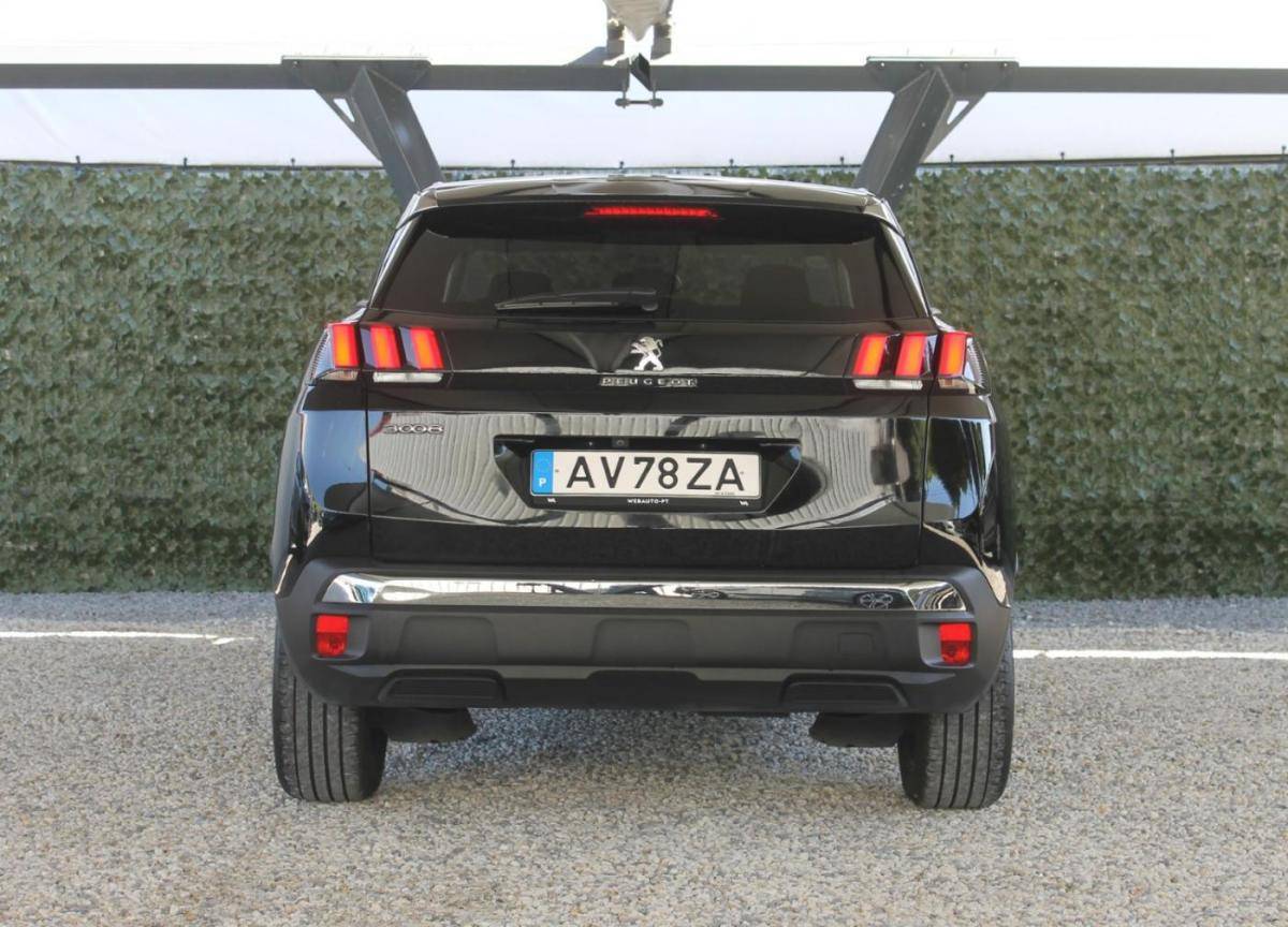 peugeot-3008-2023-diesel-1499cc