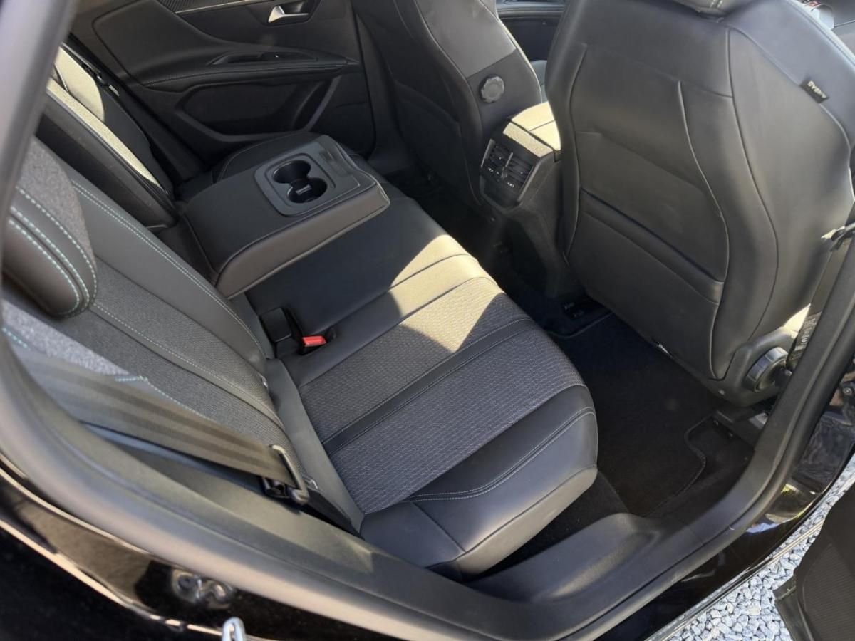 peugeot-3008-2023-diesel-1499cc