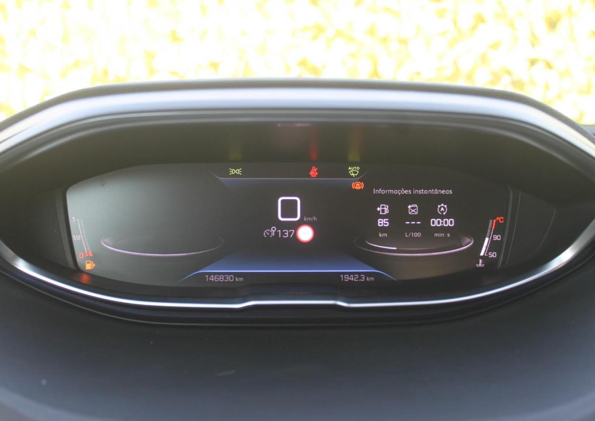 peugeot-3008-2023-diesel-1499cc