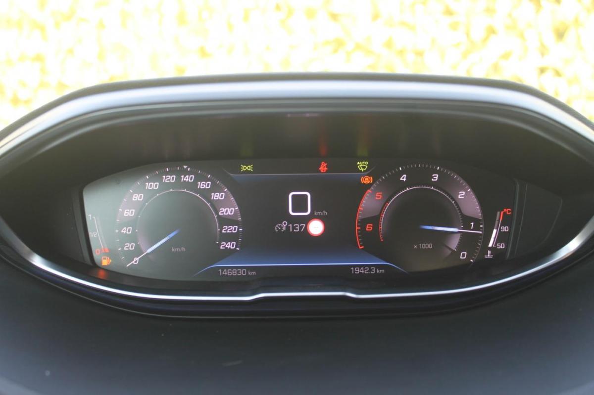 peugeot-3008-2023-diesel-1499cc