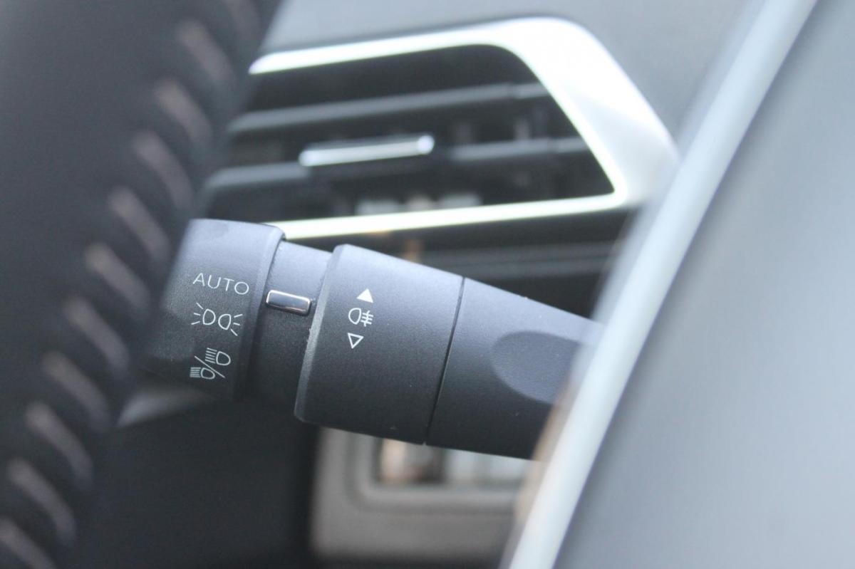 peugeot-3008-2023-diesel-1499cc