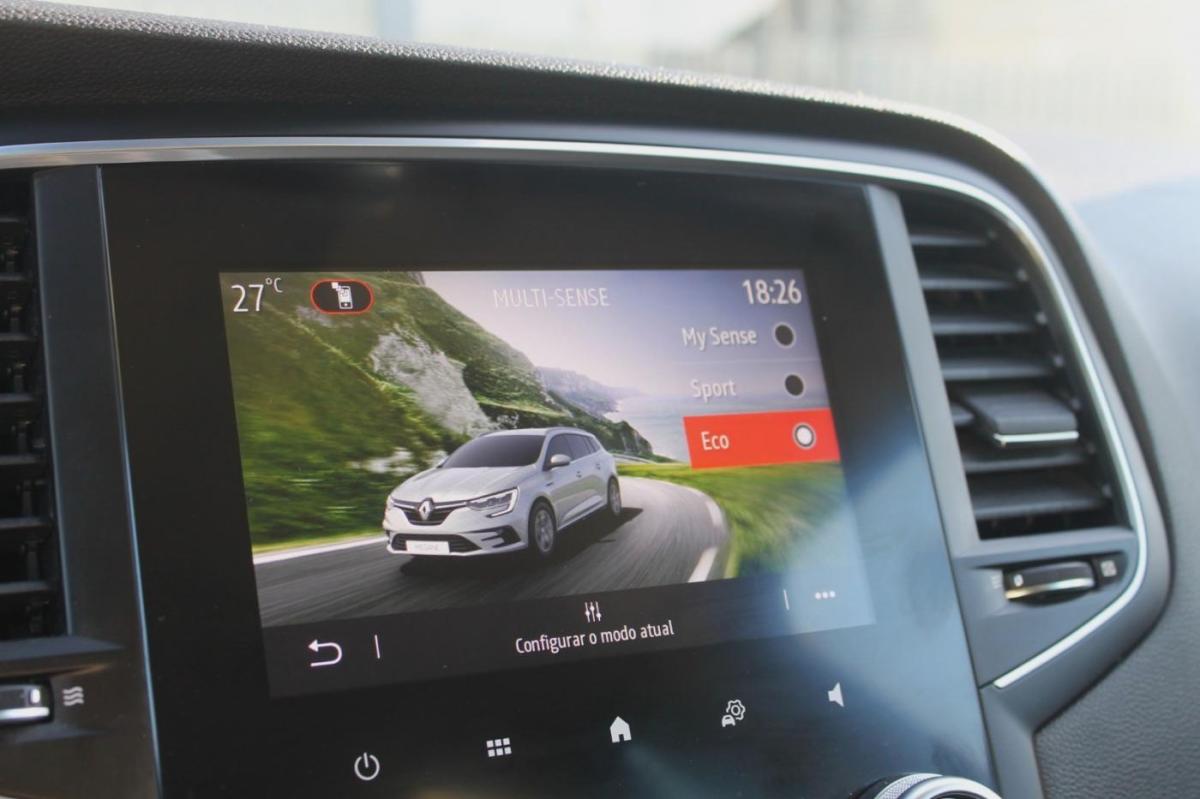 renault-megane-sport-tourer-2022-diesel-1461cc