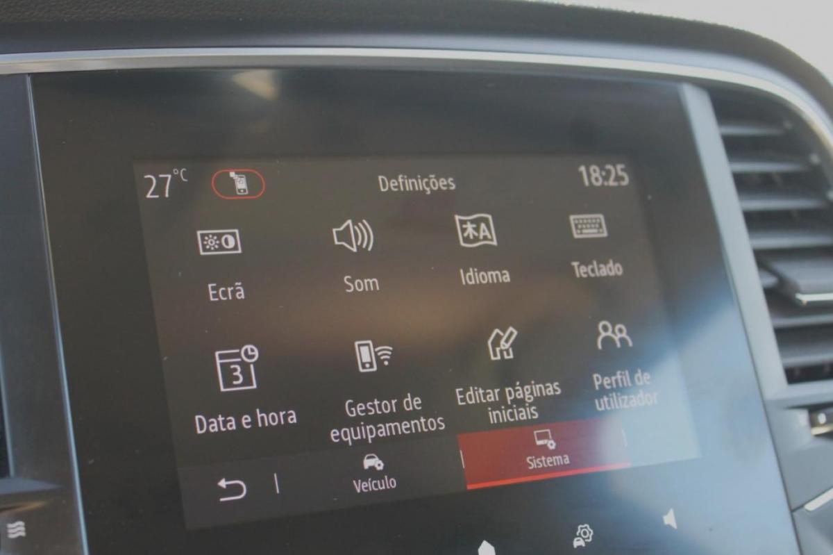 renault-megane-sport-tourer-2022-diesel-1461cc