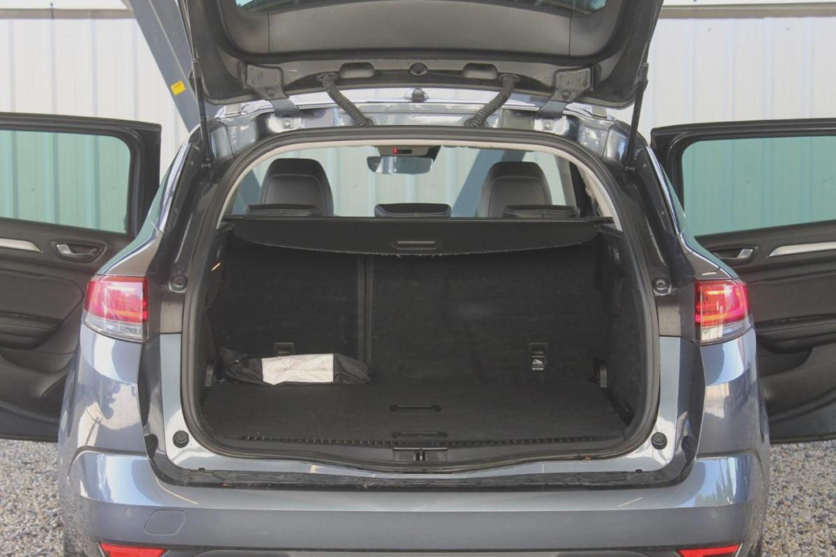 renault-megane-sport-tourer-2022-diesel-1461cc