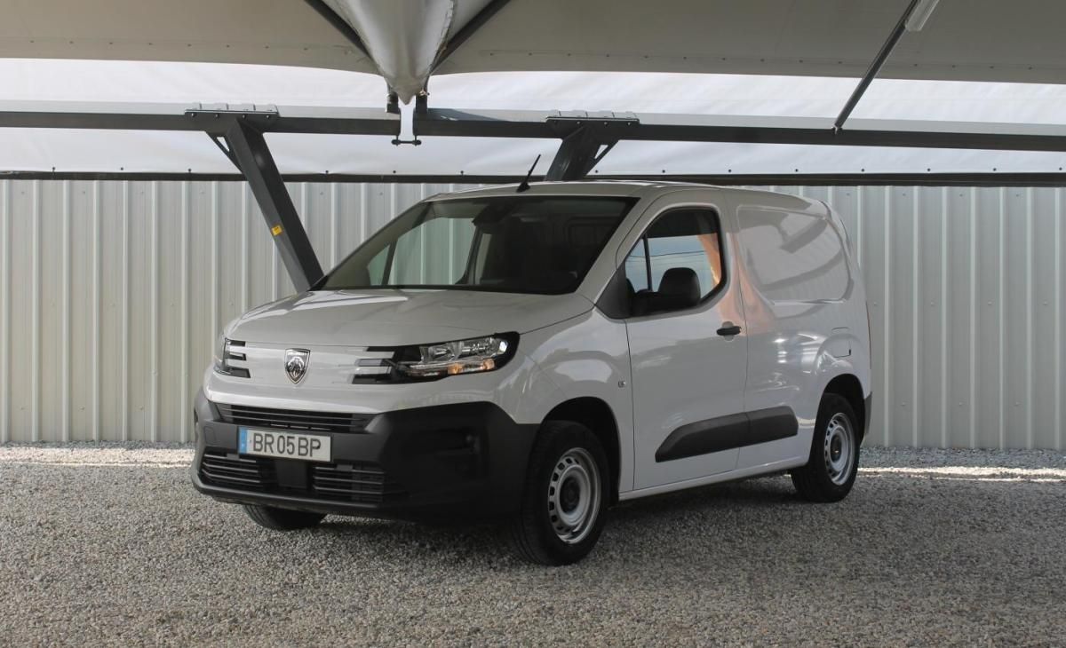 peugeot-partner-2025-diesel-1499cc