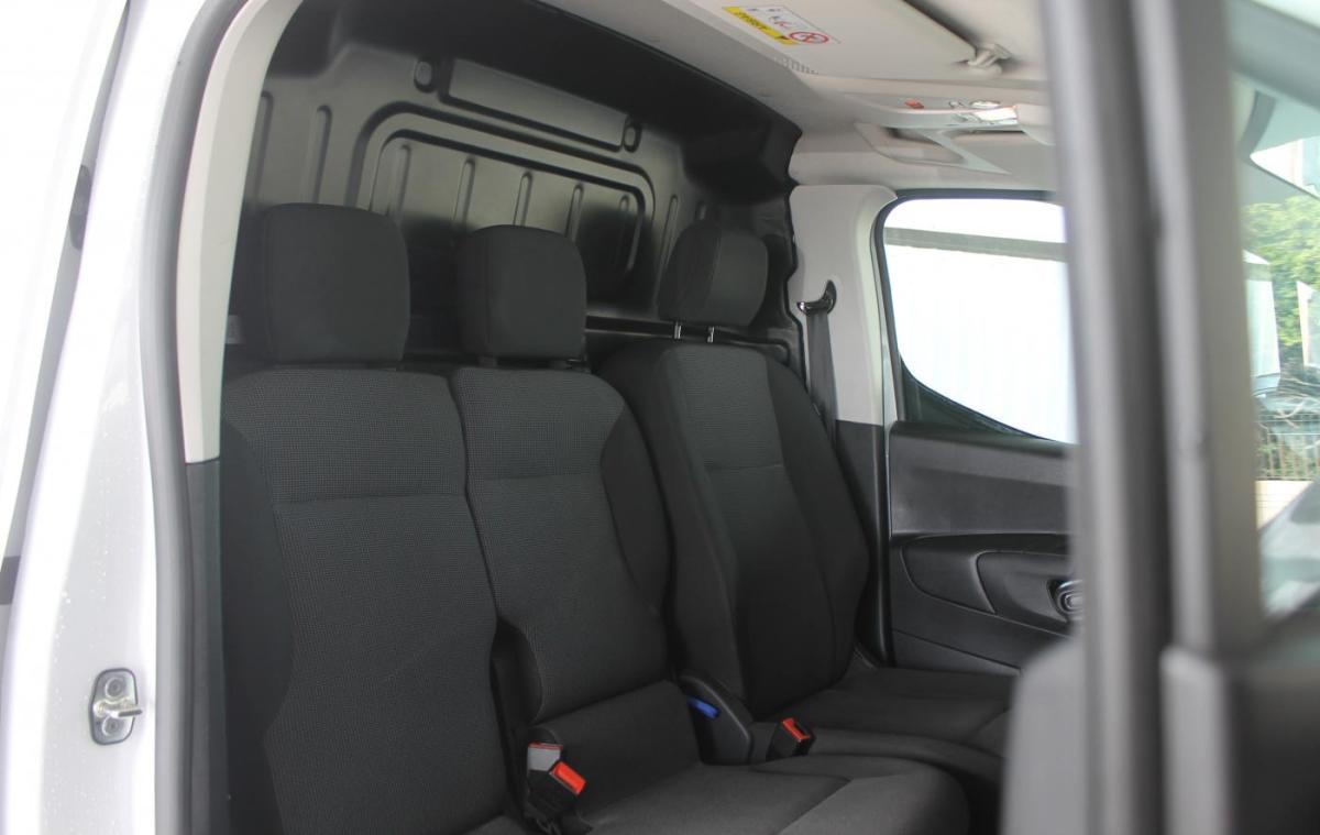 peugeot-partner-2025-diesel-1499cc