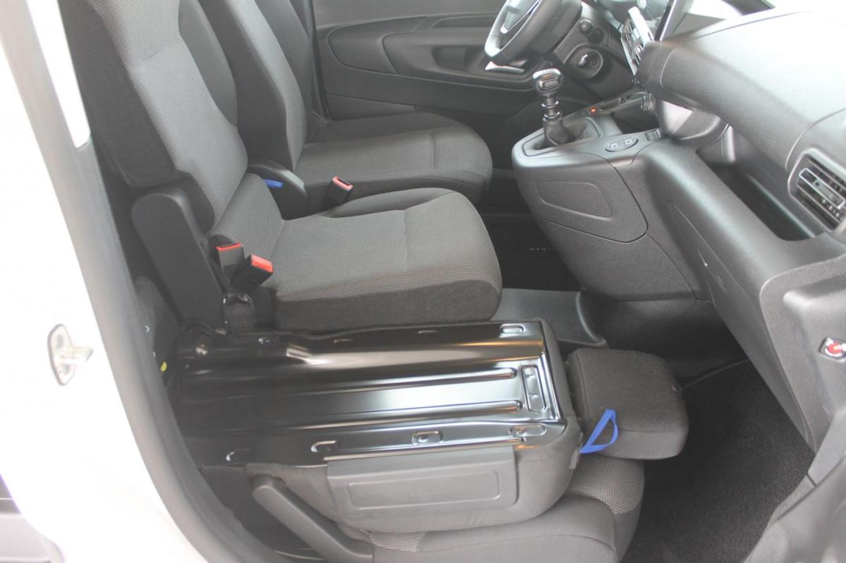 peugeot-partner-2025-diesel-1499cc