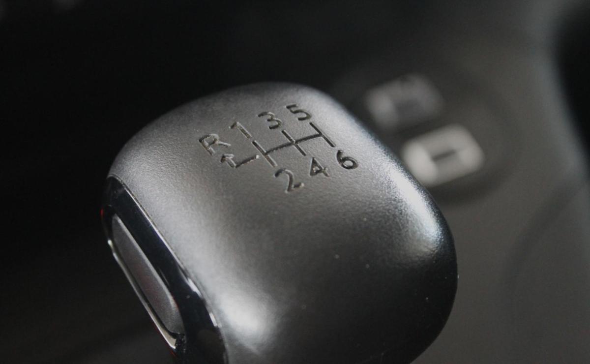peugeot-partner-2025-diesel-1499cc