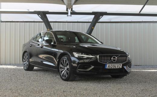 volvo-s60-2022-hibrido-a-gasolina-1969cc