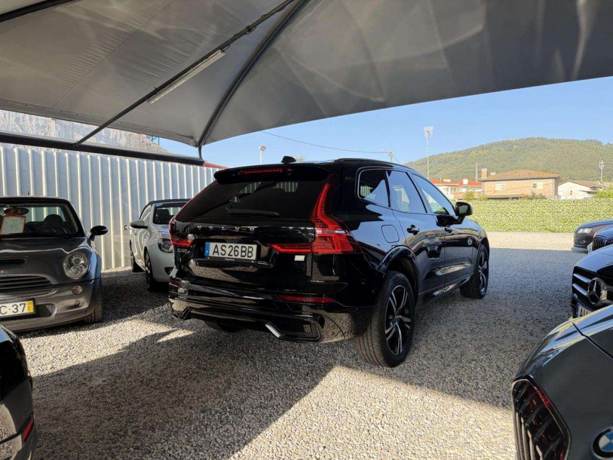 volvo-xc60-2022-hibrido-a-gasolina-1969cc