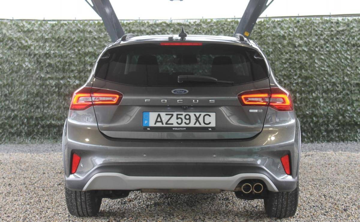ford-focus-2023-gasolina-998cc