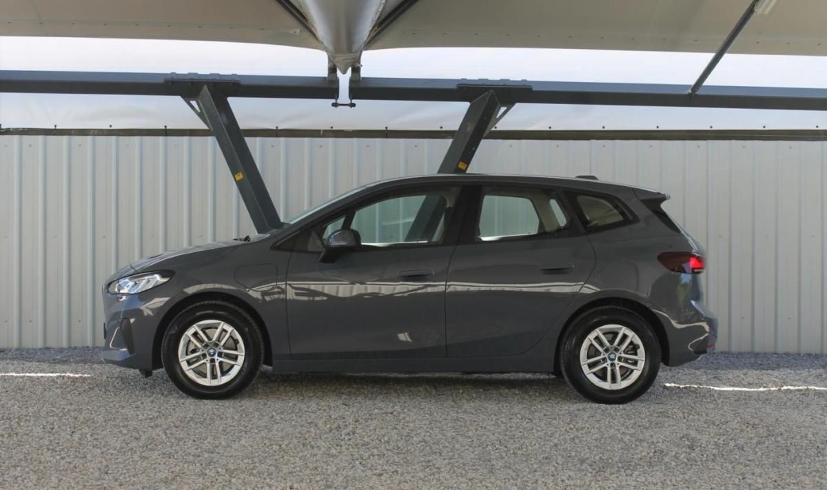 bmw-serie-2-2023-hibrido-a-gasolina-1499cc