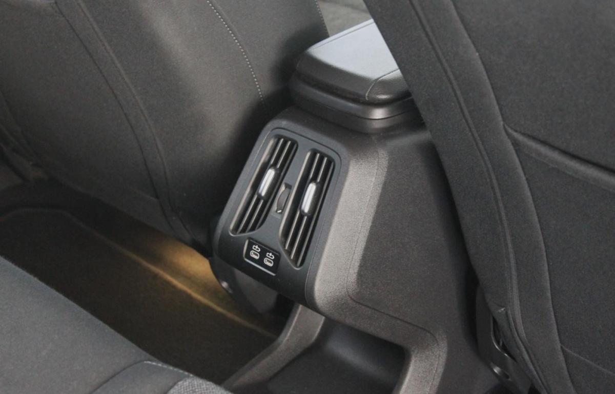 bmw-serie-2-2023-hibrido-a-gasolina-1499cc