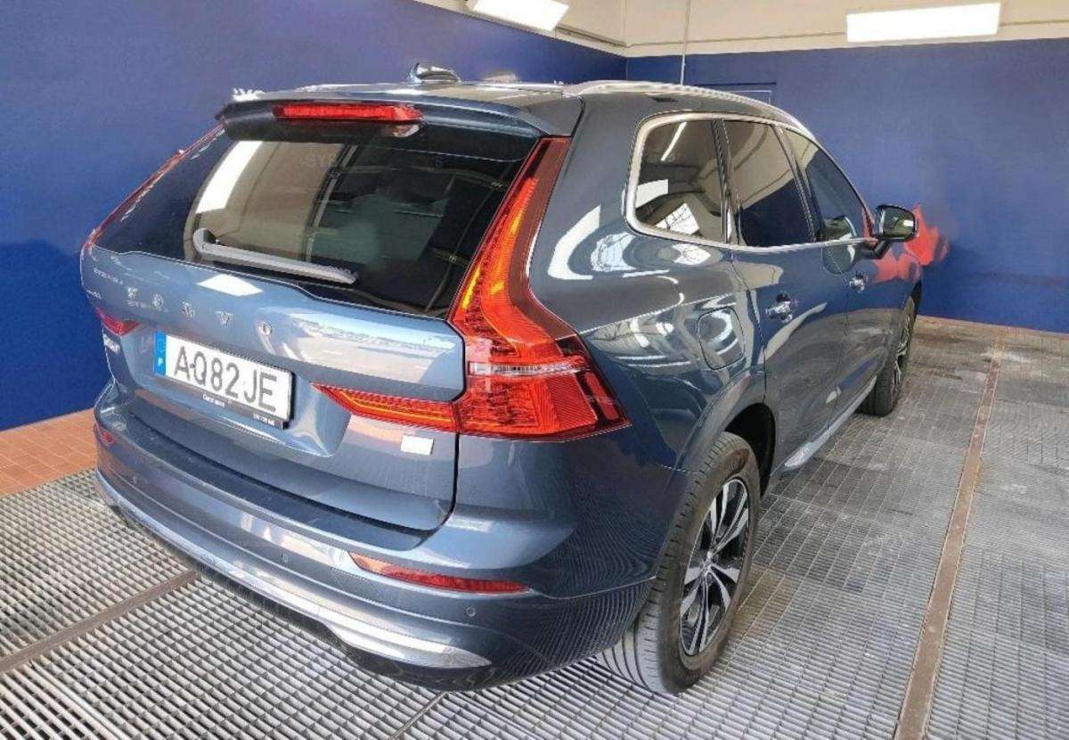 volvo-xc60-2022-hibrido-a-gasolina-1969cc