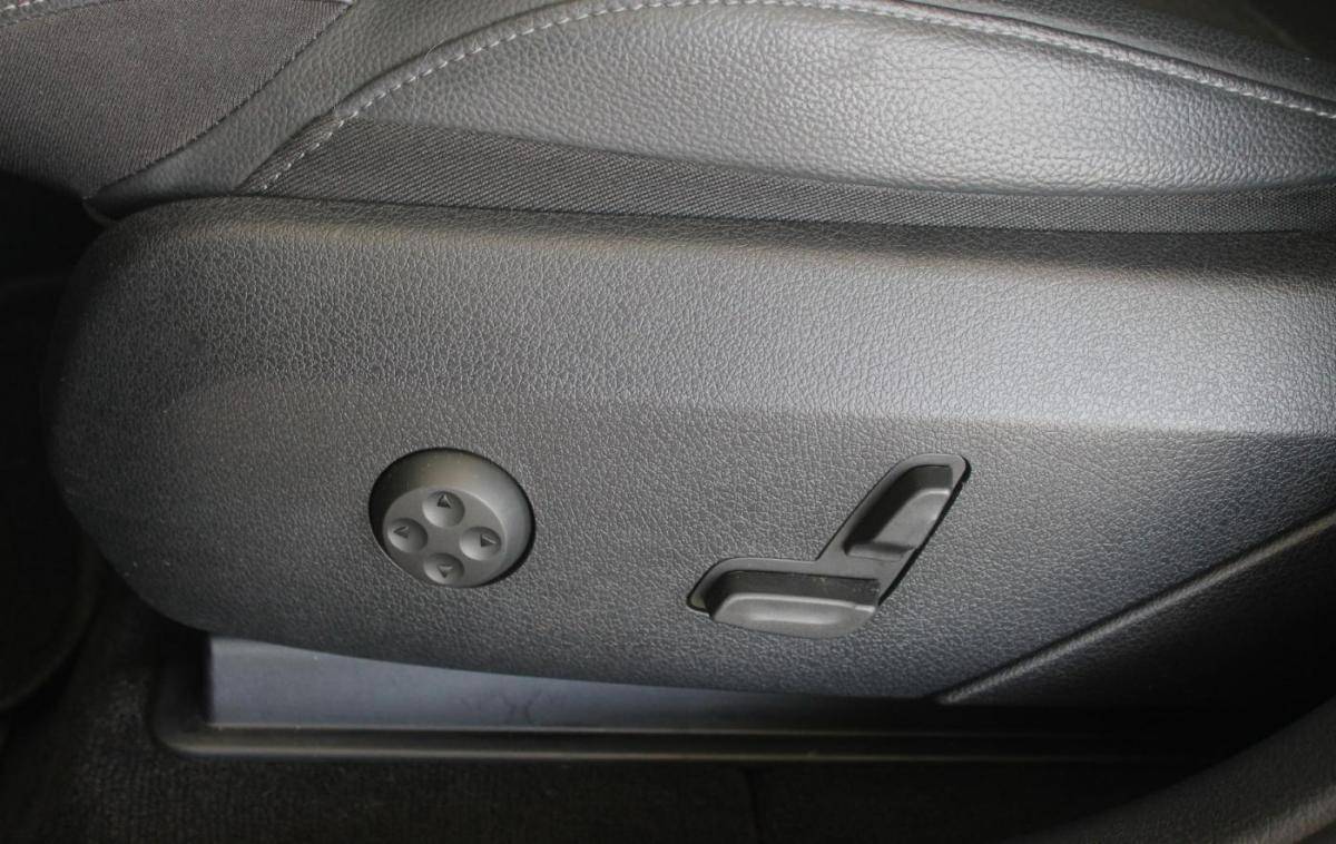 mercedes-benz-glc-2023-hibrido-a-gasolina-1999cc