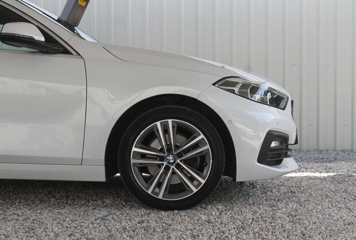 bmw-serie-1-2020-diesel-1496cc