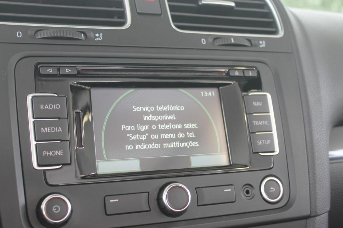 volkswagen-golf-cabriolet-2012-gasolina-1197cc