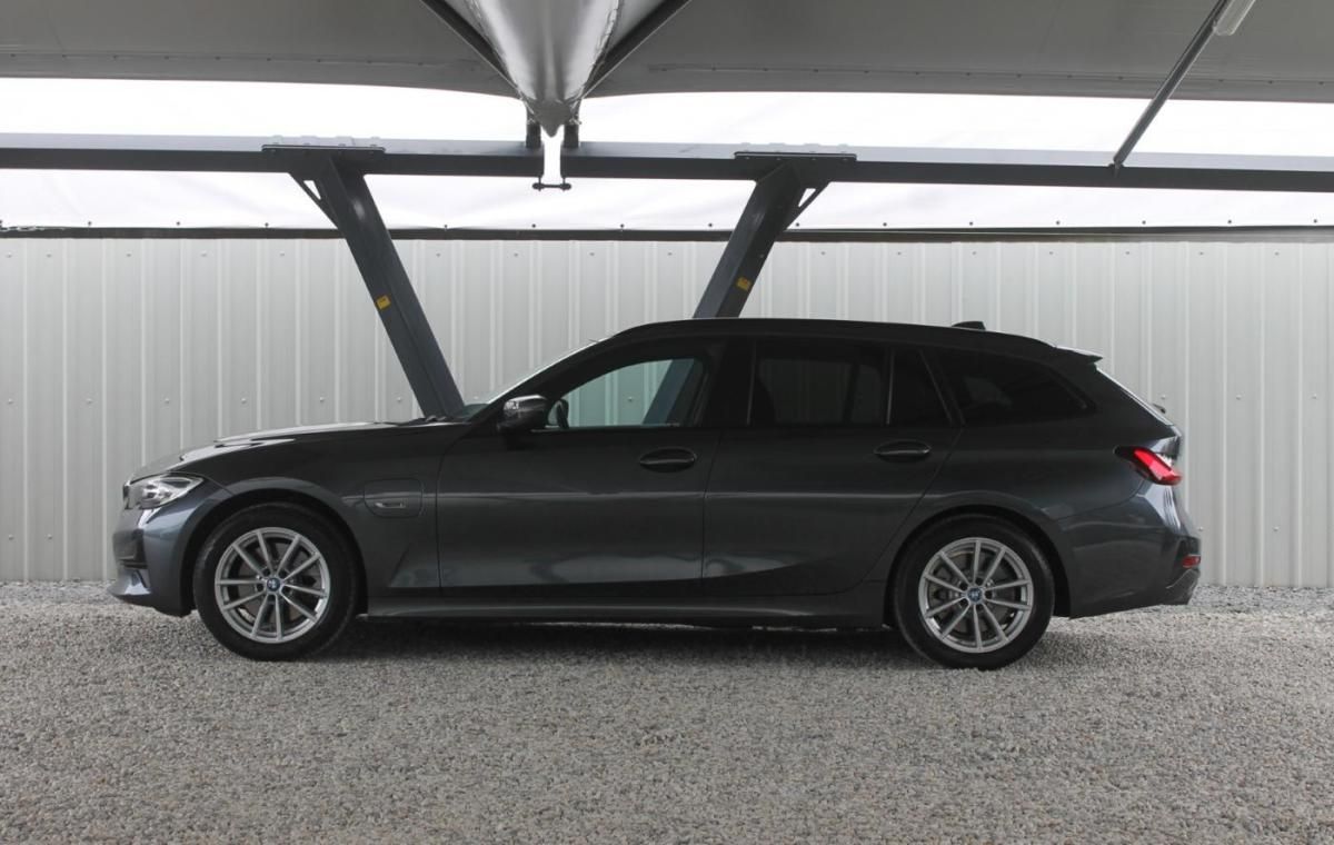bmw-serie-3-2022-hibrido-a-gasolina-1998cc