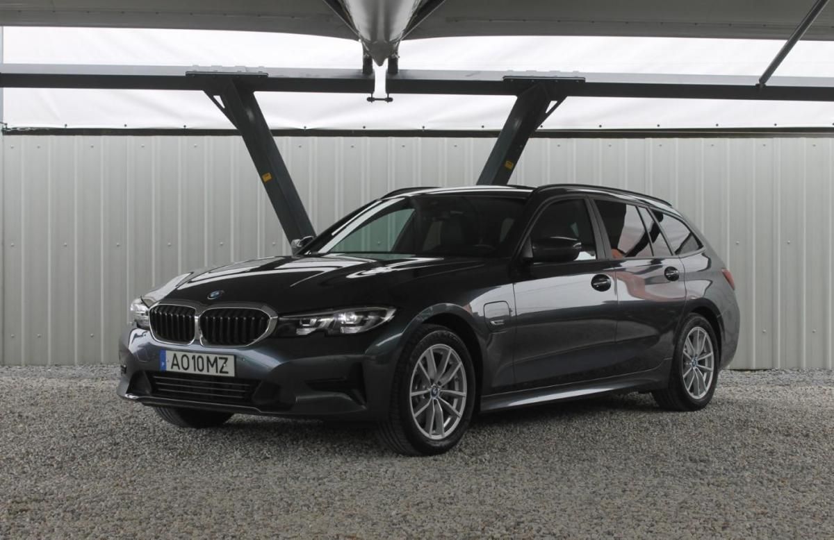 bmw-serie-3-2022-hibrido-a-gasolina-1998cc