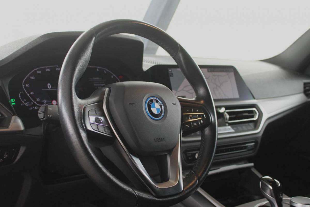 bmw-serie-3-2022-hibrido-a-gasolina-1998cc