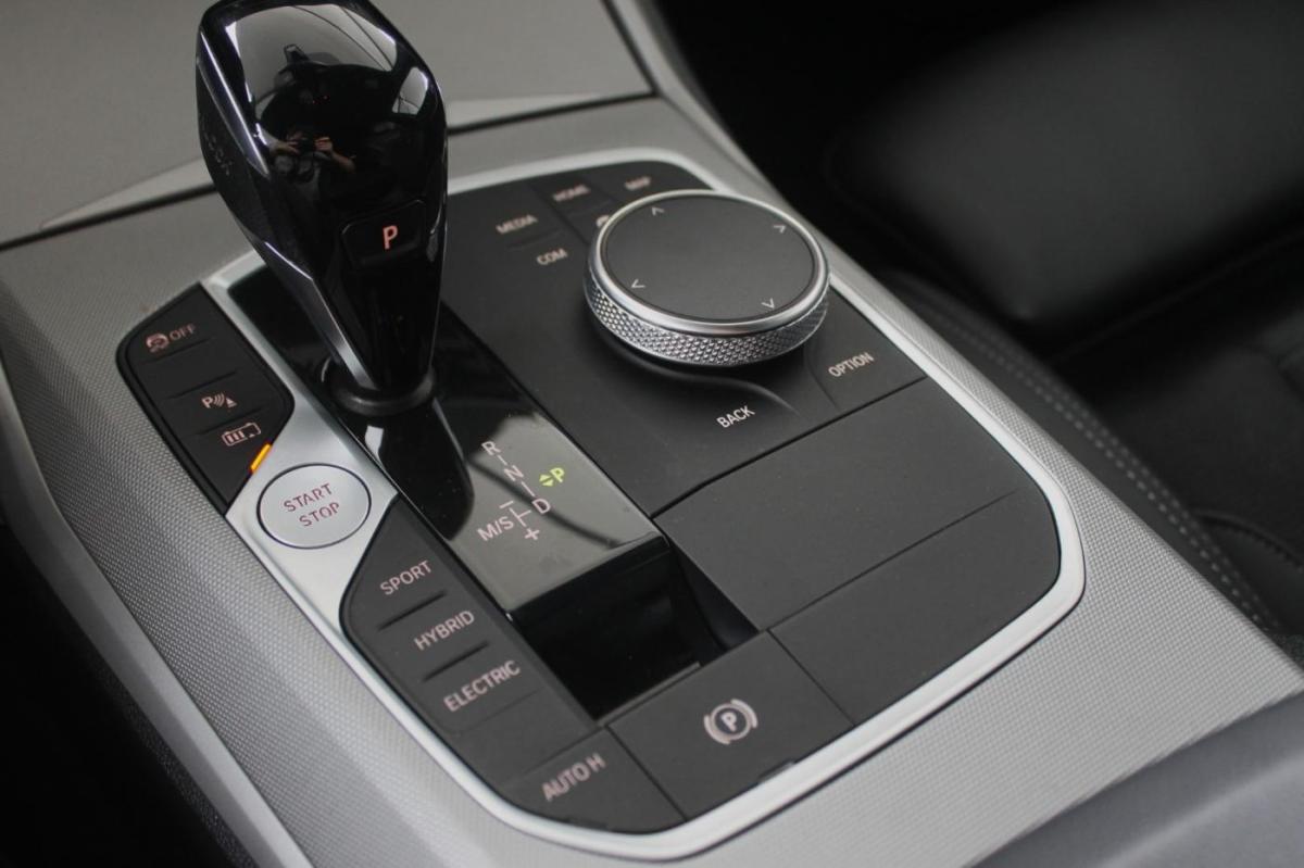 bmw-serie-3-2022-hibrido-a-gasolina-1998cc