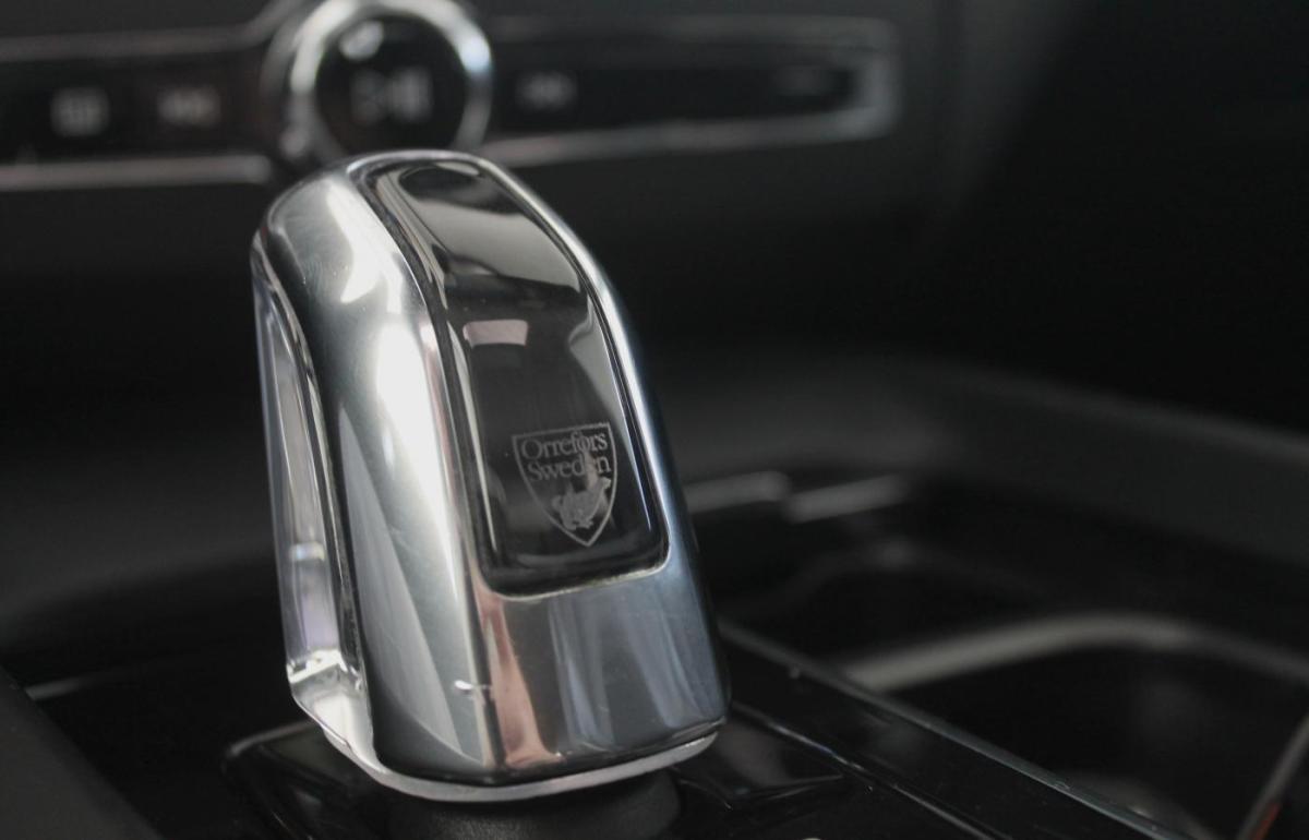 volvo-xc60-2017-hibrido-a-gasolina-1969cc