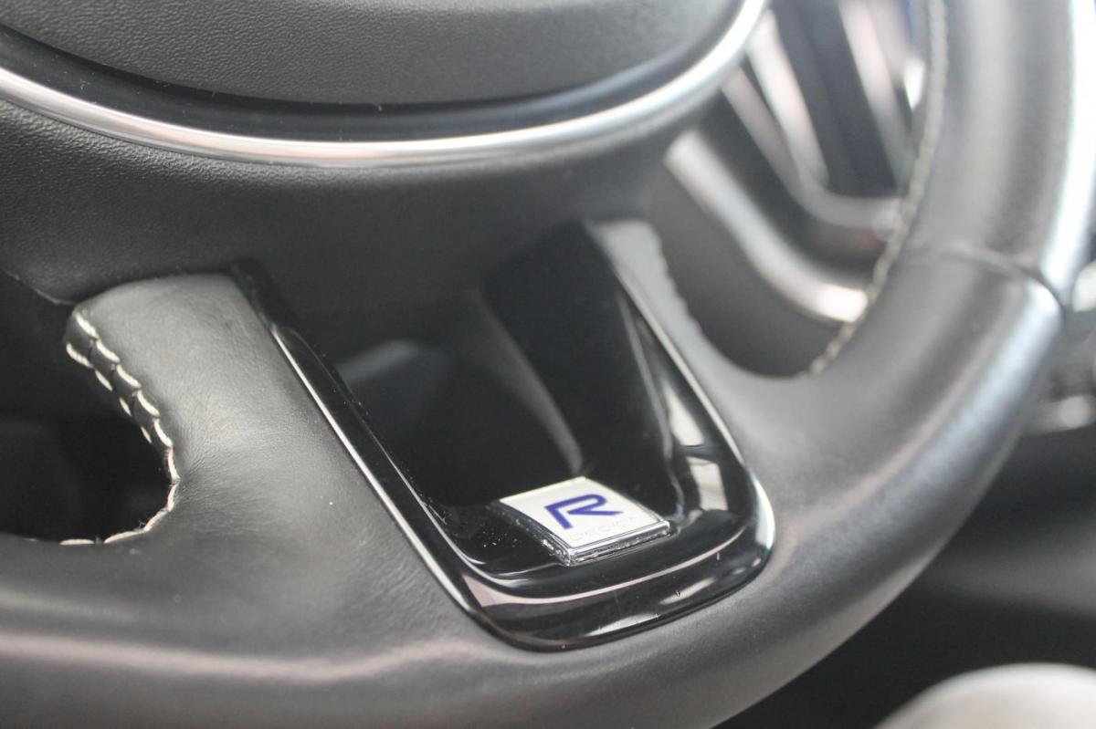 volvo-xc60-2017-hibrido-a-gasolina-1969cc
