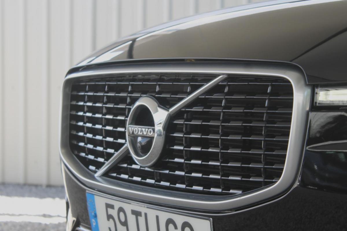 volvo-xc60-2017-hibrido-a-gasolina-1969cc