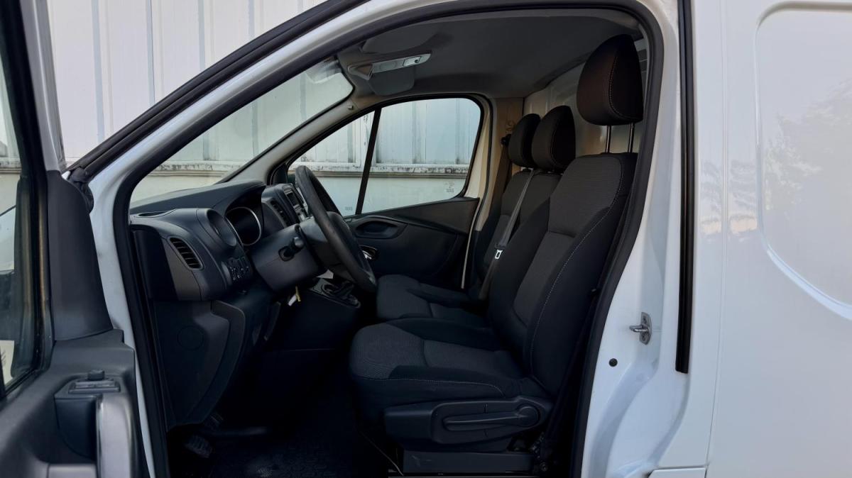 renault-trafic-2021-diesel-1997cc