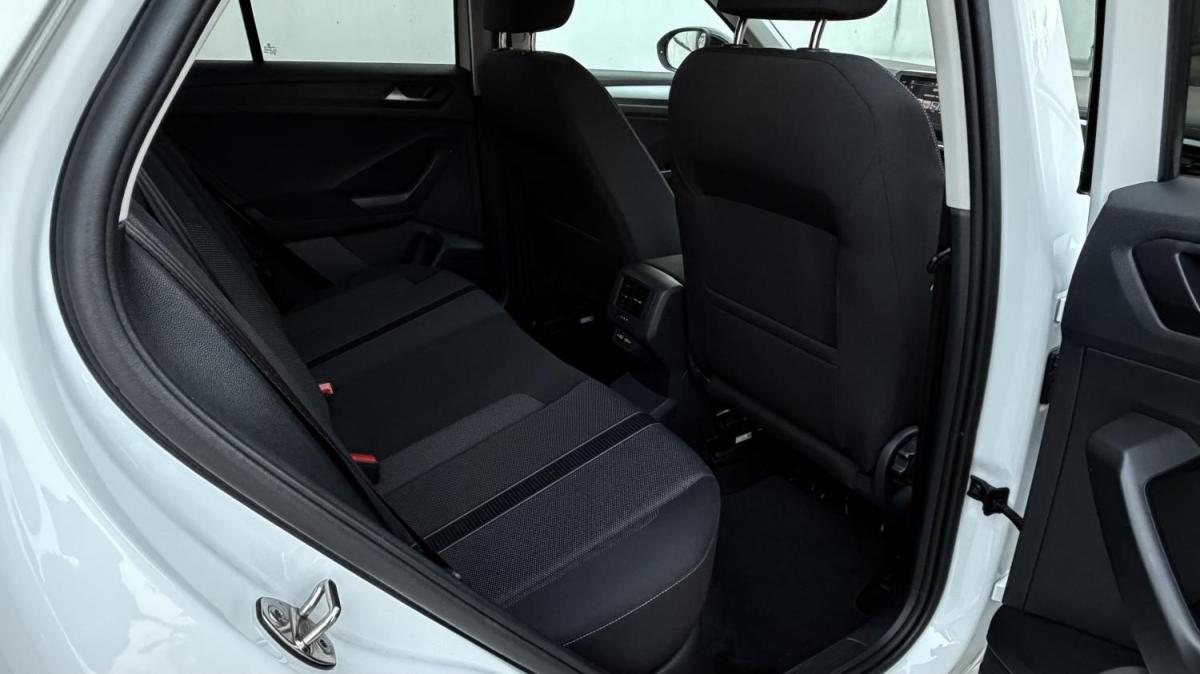 volkswagen-t-roc-2023-gasolina-1498cc