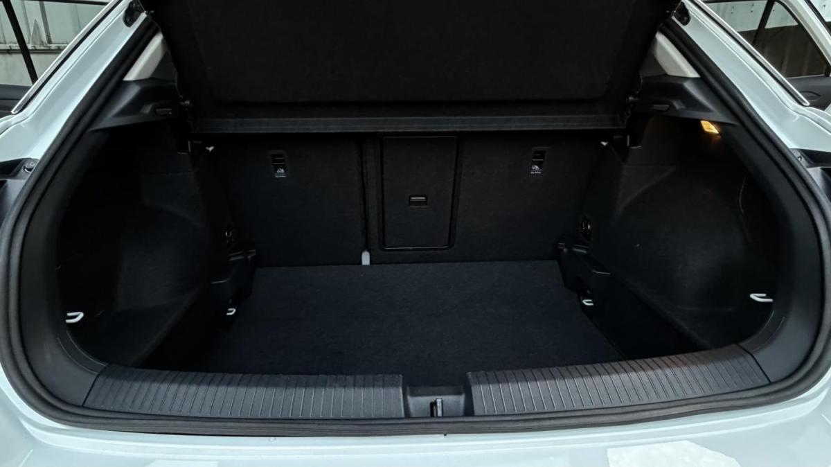 volkswagen-t-roc-2023-gasolina-1498cc