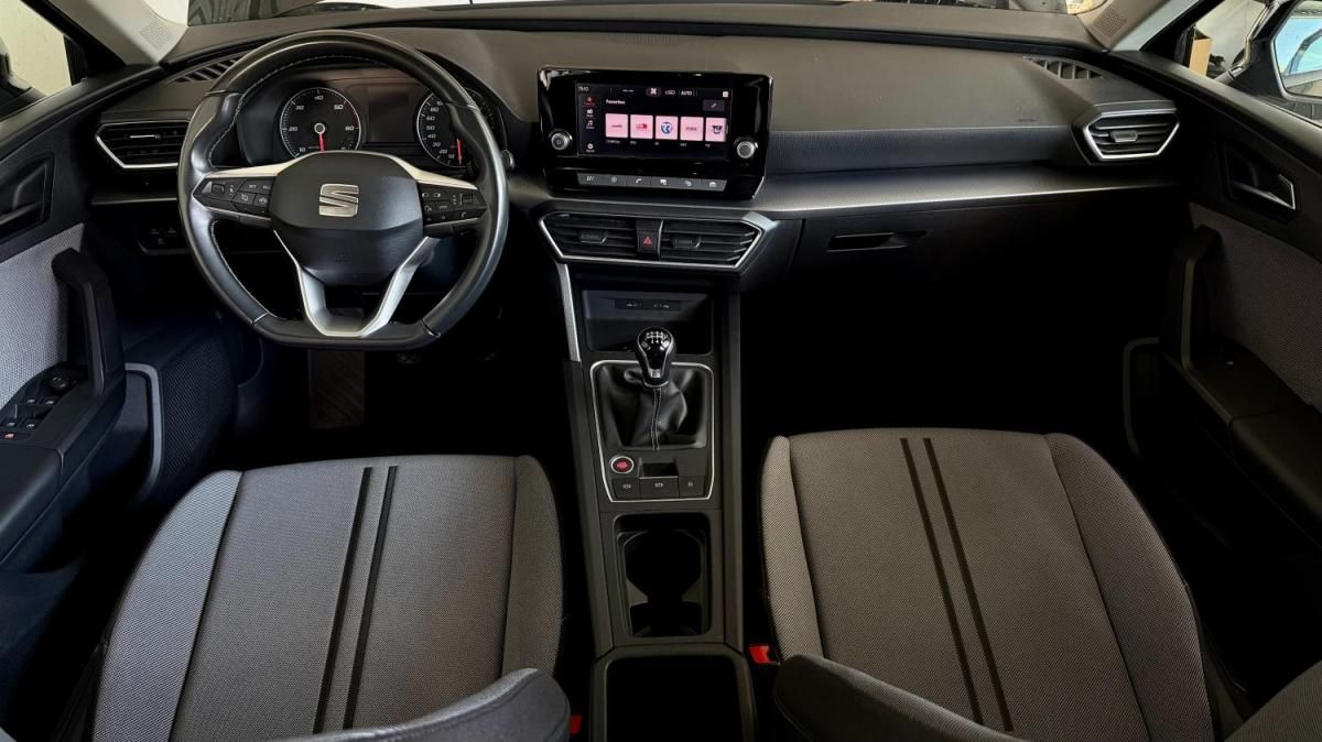 seat-leon-2023-diesel-1968cc