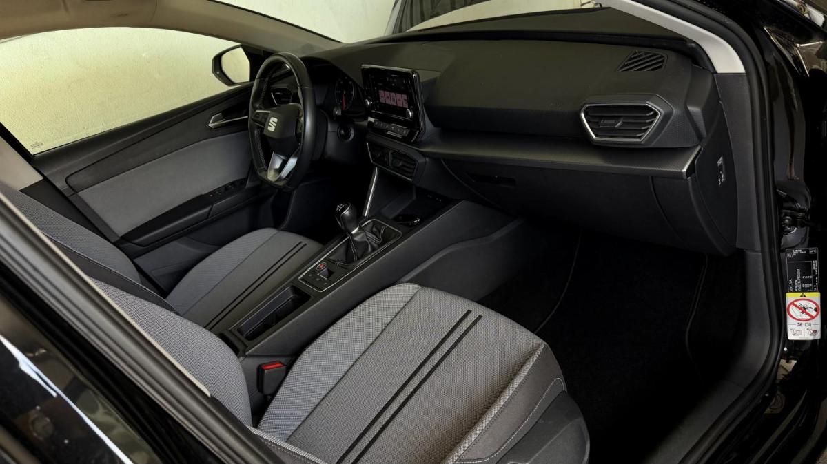 seat-leon-2023-diesel-1968cc