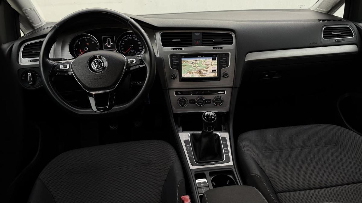 volkswagen-golf-2016-diesel-1598cc