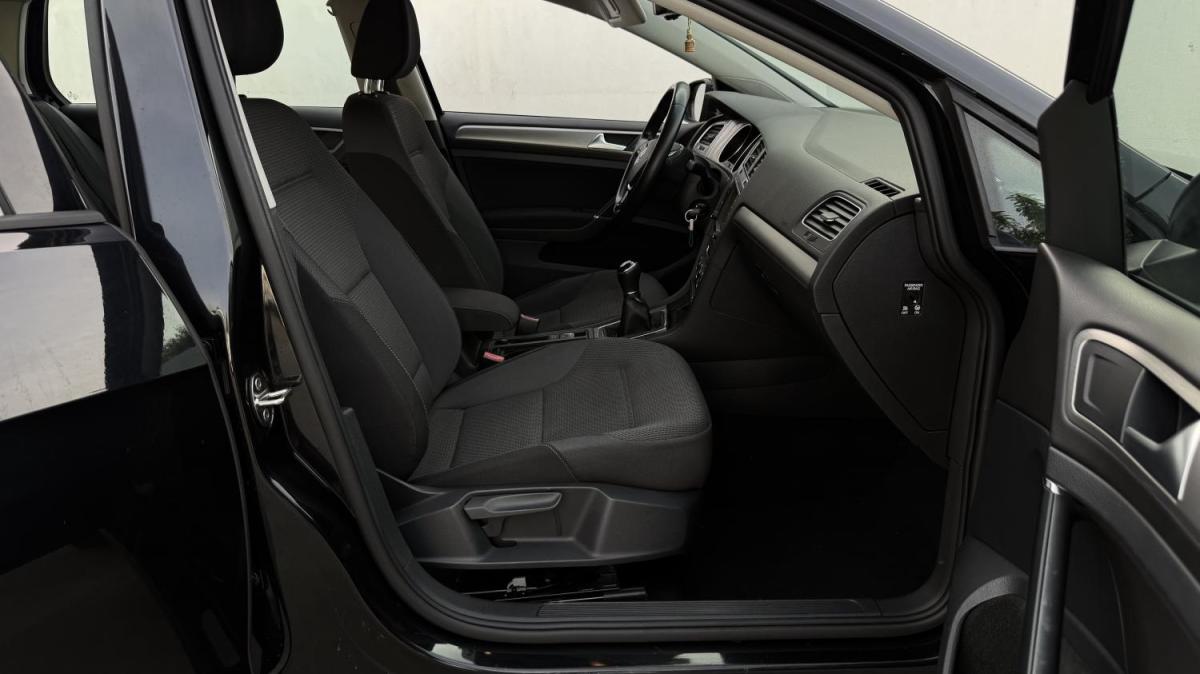 volkswagen-golf-2016-diesel-1598cc