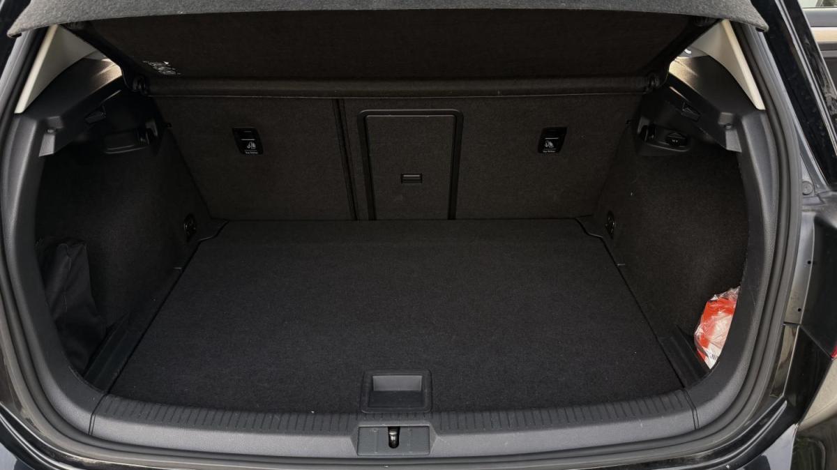 volkswagen-golf-2016-diesel-1598cc
