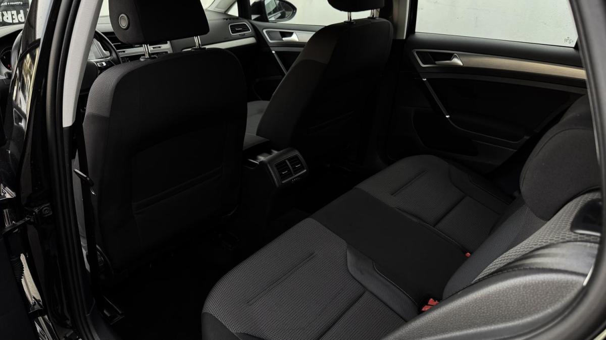 volkswagen-golf-2016-diesel-1598cc