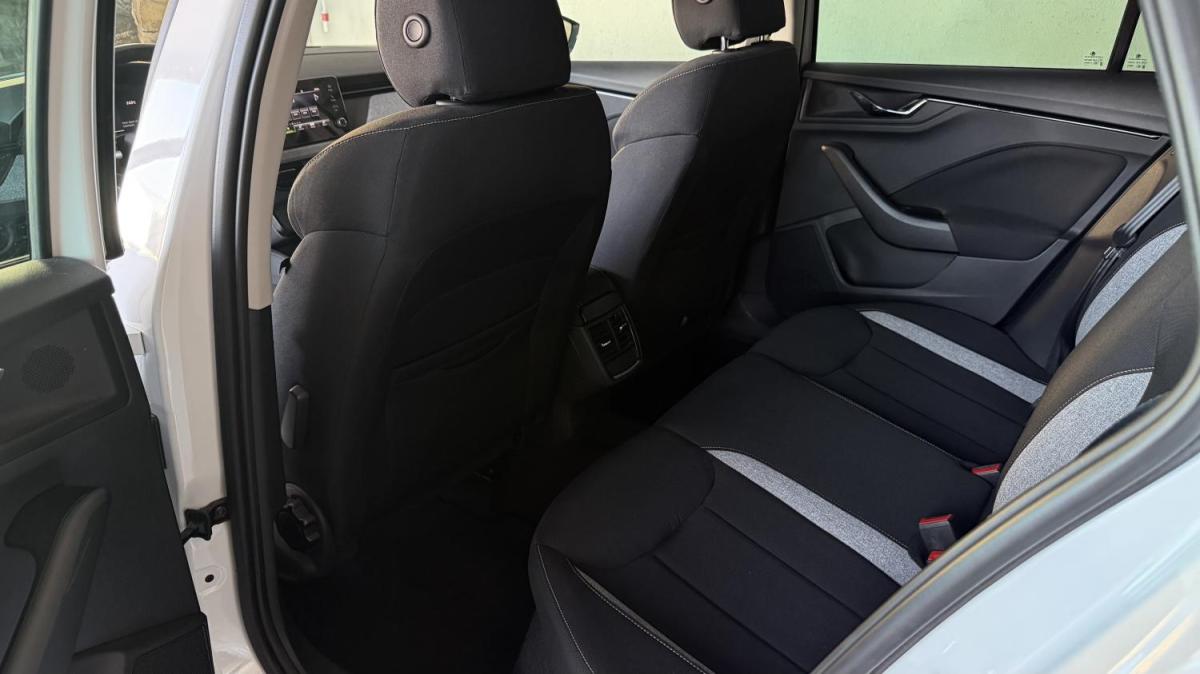 skoda-kamiq-2024-gasolina-999cc