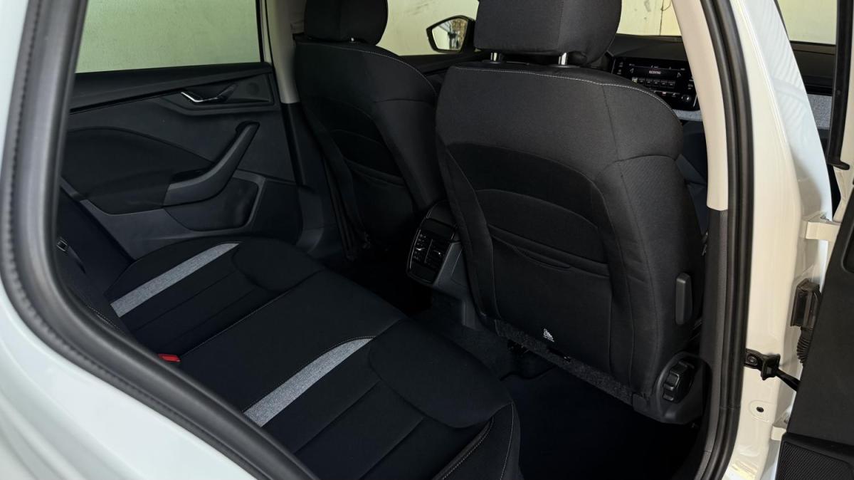 skoda-kamiq-2024-gasolina-999cc