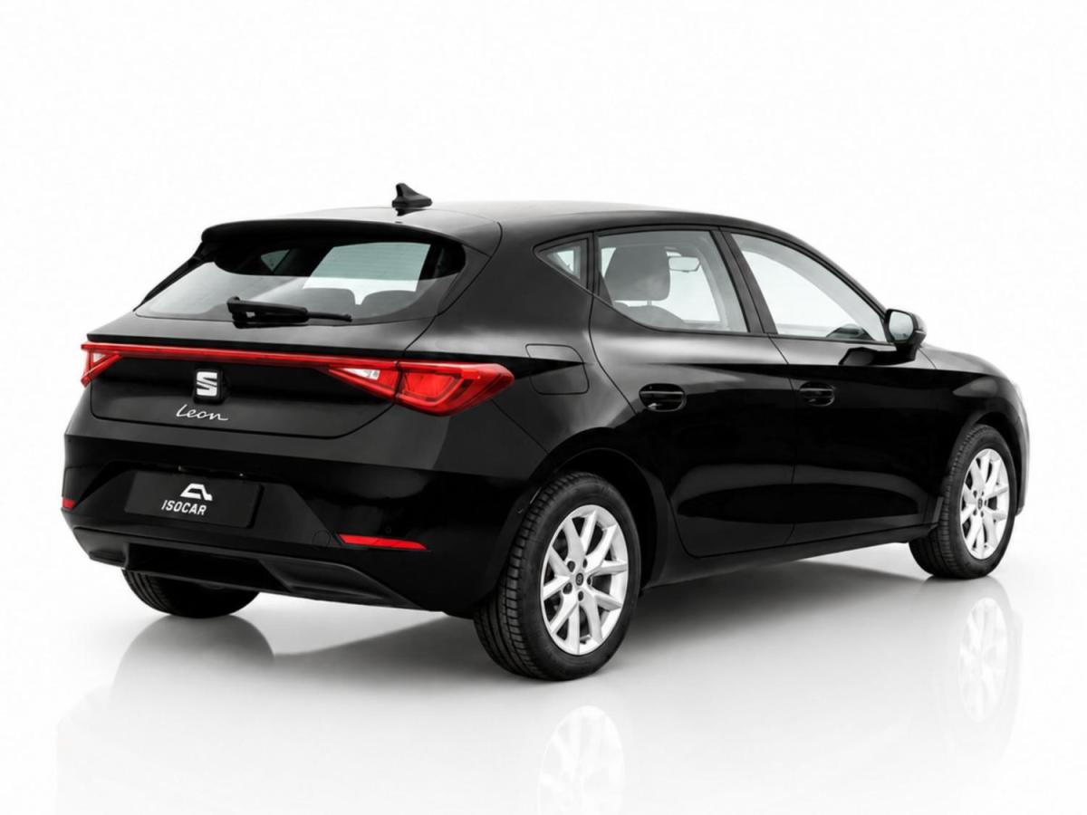 seat-leon-2023-diesel-1968cc