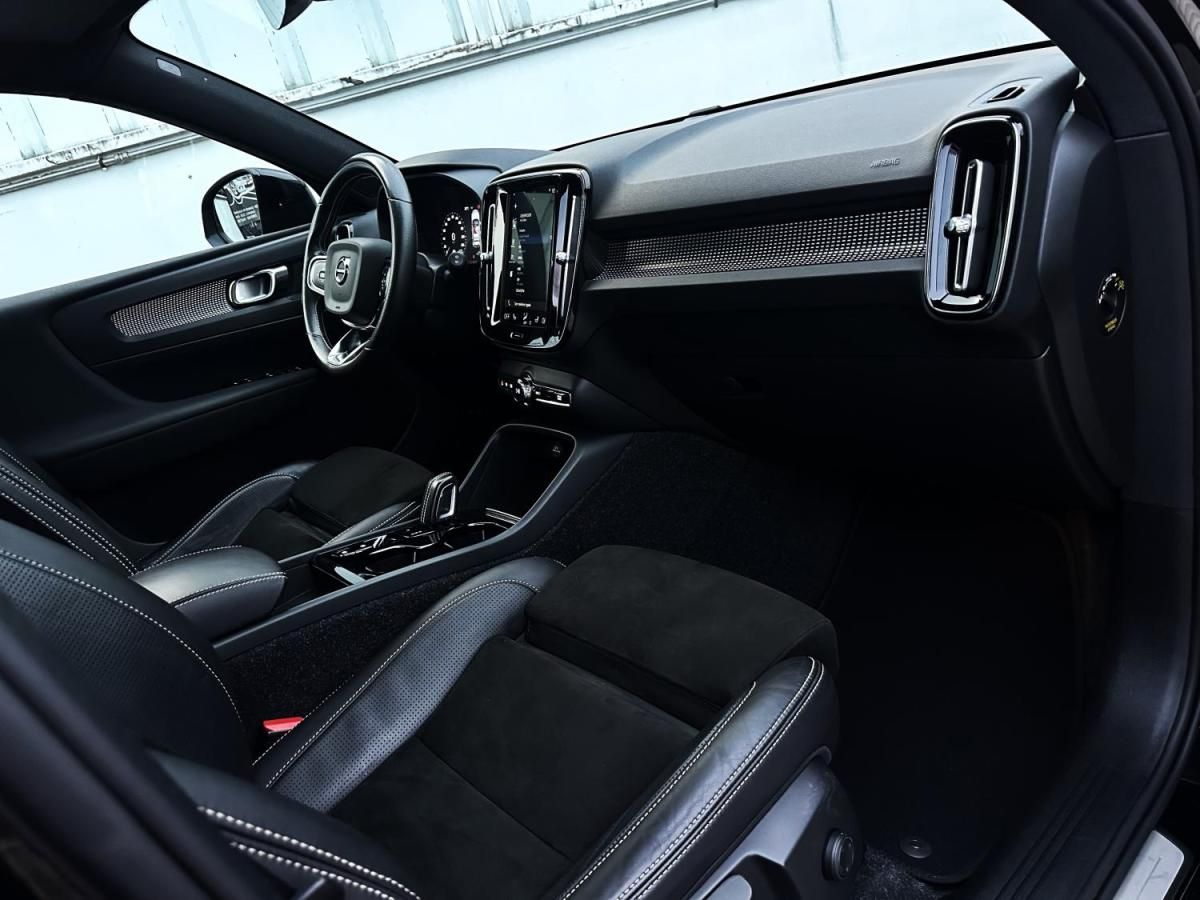 volvo-xc40-2020-hibrido-a-gasolina-1477cc